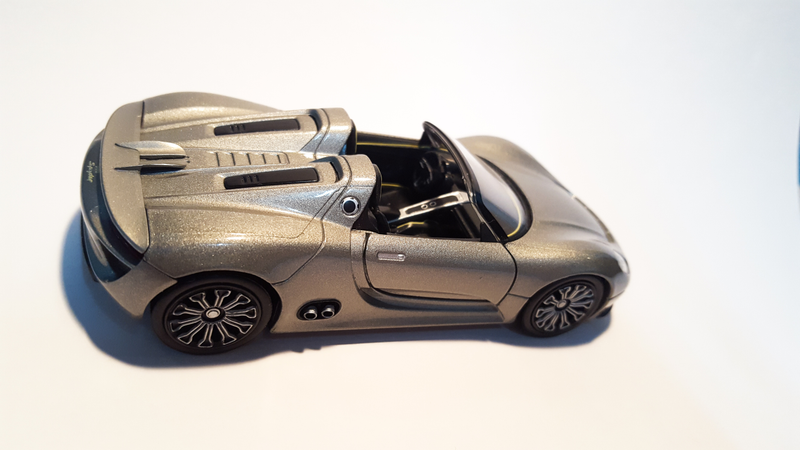 Illustration for article titled The Stuttgart Spyder Supershow